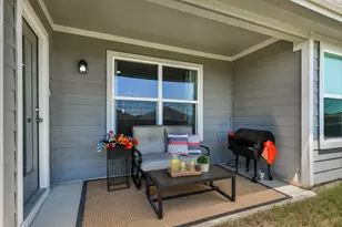 308 Pedernales Ln, Hutto, TX 78634 - Photo 18