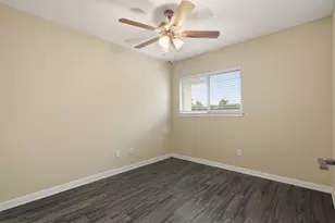 179 S Holly St, Georgetown, TX 78626 - Photo 12