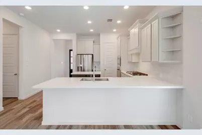 712 Lariat Loop, Liberty Hill, TX 78642 - Photo 4
