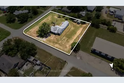 325 E Bell Street, Bartlett, TX 76511 - Photo 1