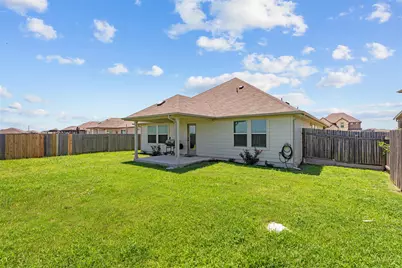 716 Sassafras Street, Hutto, TX 78634 - Photo 22