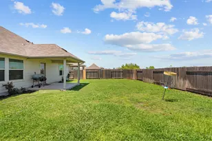 716 Sassafras St, Hutto, TX 78634 - Photo 22