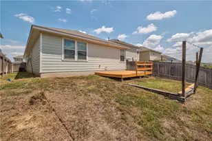 251 Pearl Wy, Buda, TX 78610 - Photo 24