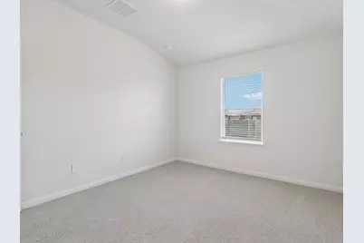 152 Sleep Hollow, Jarrell, TX 76537 - Photo 12
