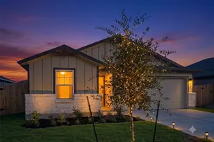 152 Sleep Holw, Jarrell, TX 76537 - Photo 2