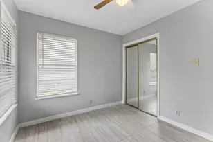 2700 E East Side Dr, Austin, TX 78704 - Photo 16