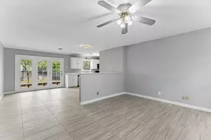 2700 E East Side Dr, Austin, TX 78704 - Photo 4