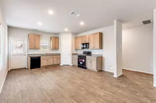 11801 Murano Dr, Austin, TX 78747 - Photo 8