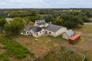 2410 Fm 1680, Moulton, TX 77975 - Photo 36