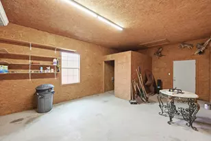 2410 Fm 1680, Moulton, TX 77975 - Photo 32
