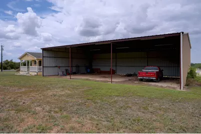 2410 Fm 1680, Moulton, TX 77975 - Photo 26