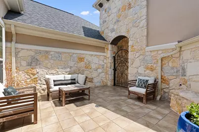 2700 War Wagon Way, Leander, TX 78641 - Photo 4
