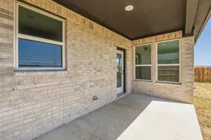 536 Rubber Tree Wy, Buda, TX 78610 - Photo 32