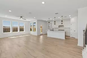 536 Rubber Tree Wy, Buda, TX 78610 - Photo 12