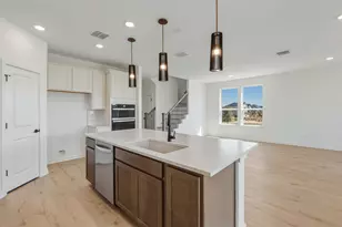 536 Rubber Tree Wy, Buda, TX 78610 - Photo 8