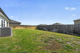 326 N Richland Dr, Lockhart, TX 78644 - Photo 28