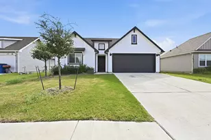 326 N Richland Dr, Lockhart, TX 78644 - Photo 2