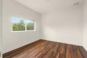6800 Menchaca Rd, Austin, TX 78745 - Photo 16