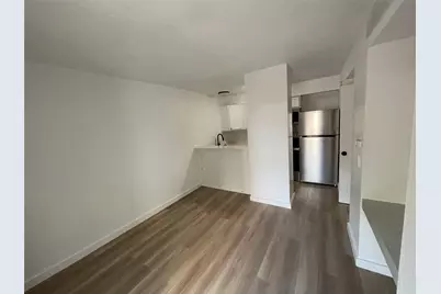 2410 Longview Street #206, Austin, TX 78705 - Photo 2