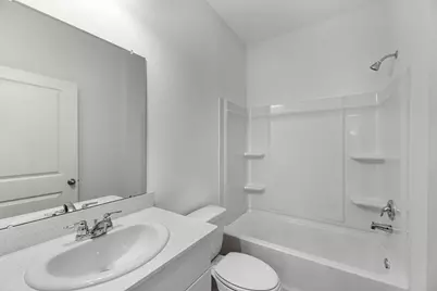 332 Sieders Street, Taylor, TX 76574 - Photo 4