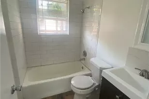 912 W 22nd 1/2 St, Austin, TX 78705 - Photo 10