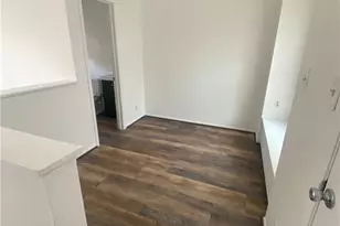912 W 22nd 1/2 St, Austin, TX 78705 - Photo 8