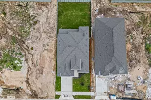 417 Texas Sky Dr, Georgetown, TX 78628 - Photo 32