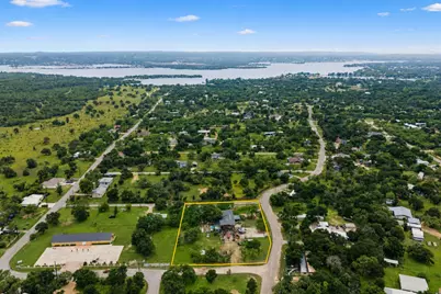 1503 Kingsoak Drive, Marble Falls, TX 78654 - Photo 4