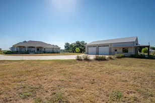 163 Floyds Run, Bertram, TX 78605 - Photo 32