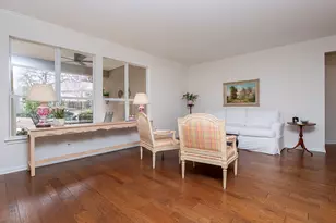 290 Whispering Wind Dr, Georgetown, TX 78633 - Photo 10