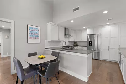 7800 Stoneywood Drive, Austin, TX 78731 - Photo 12