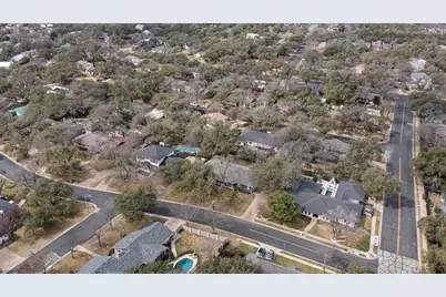 7800 Stoneywood Drive, Austin, TX 78731 - Photo 34