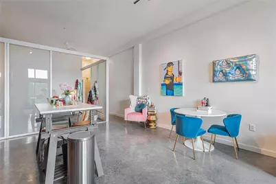 2124 E 6th Street #305, Austin, TX 78702 - Photo 16