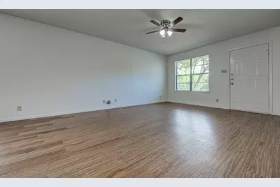 11428 Ptarmigan #B, Austin, TX 78758 - Photo 4