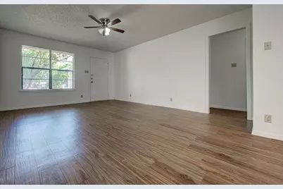 11428 Ptarmigan #B, Austin, TX 78758 - Photo 2