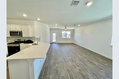 3025 Egan Drive, Pflugerville, TX 78660 - Photo 2