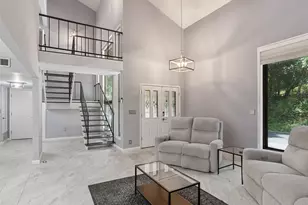 15 Stoney Creek Cove, Lakeway, TX 78734 - Photo 4