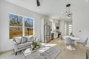 2006 S L Davis Ave, Austin, TX 78702 - Photo 8