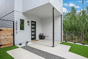 2006 S L Davis Ave, Austin, TX 78702 - Photo 2