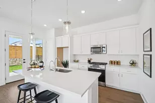 1302 Rambling Rose Rd, Austin, TX 78745 - Photo 12