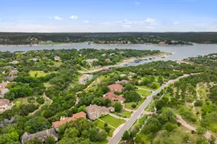 701 Hurst Creek Rd, Lakeway, TX 78734 - Photo 30