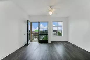 711 W 26th St, Austin, TX 78705 - Photo 2