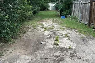 1400 Vargas Rd, Austin, TX 78741 - Photo 6