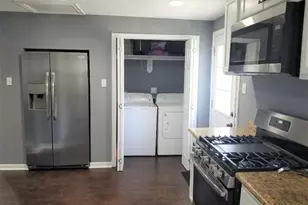 2121 N Durham Dr, Houston, TX 77008 - Photo 4