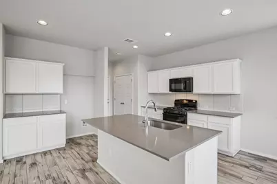 293 Gaida Loop, Georgetown, TX 78628 - Photo 2