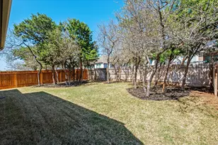 22610 Fountaingrass Ln, Lago Vista, TX 78645 - Photo 34