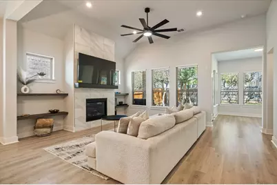 22610 Fountaingrass Lane, Lago Vista, TX 78645 - Photo 18