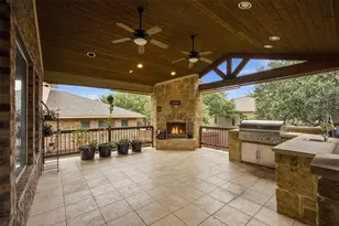 1016 Winding Way Dr, Georgetown, TX 78628 - Photo 1
