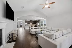 1016 Winding Way Dr, Georgetown, TX 78628 - Photo 10