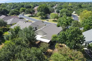 111 Whirlwind Cove, Georgetown, TX 78633 - Photo 38